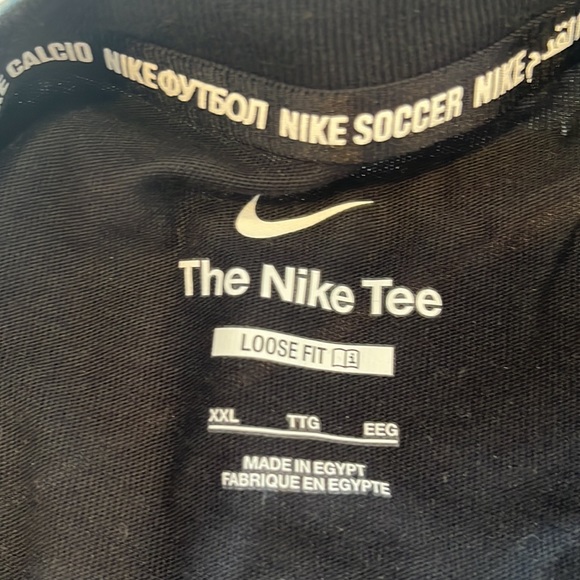 NIKE THE NIKE TEE NIKE FUTBOL T-SHIRT LOOSE FIT MENS XXL - Picture 4 of 6